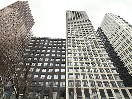 Продам трехкомнатную (3-комн.) квартиру, Ильменский проезд, 12, Москва г