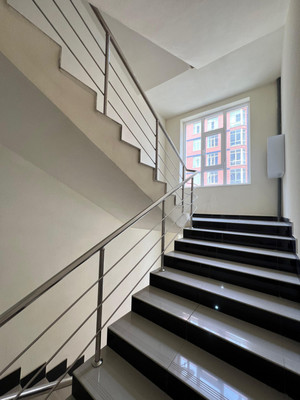 Продам двухкомнатную (2-комн.) квартиру, Чернышевского ул, 201ке, Нальчик г