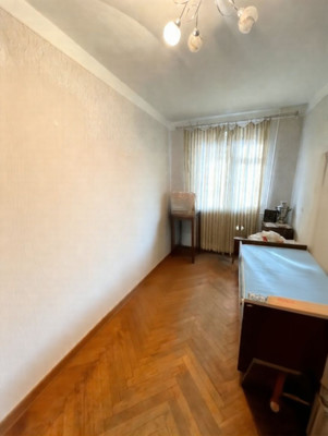 Продам двухкомнатную (2-комн.) квартиру, Ватутина ул, 34, Нальчик г