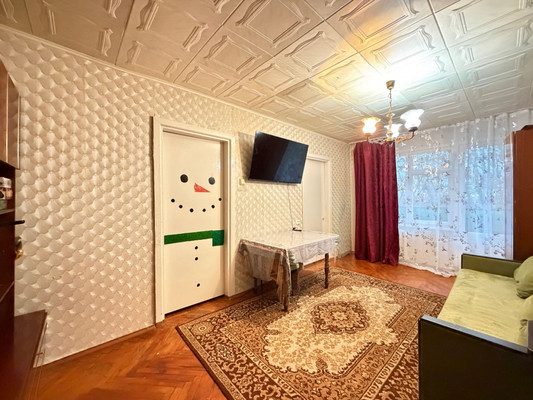 Продам многокомнатную квартиру, А.А.Кадырова ул, 11, Нальчик г