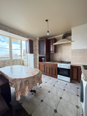 Продам трехкомнатную (3-комн.) квартиру, Ингушская ул, 17, Нальчик г