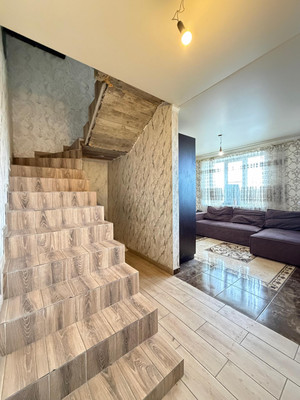 Продам трехкомнатную (3-комн.) квартиру, Ингушская ул, 17, Нальчик г