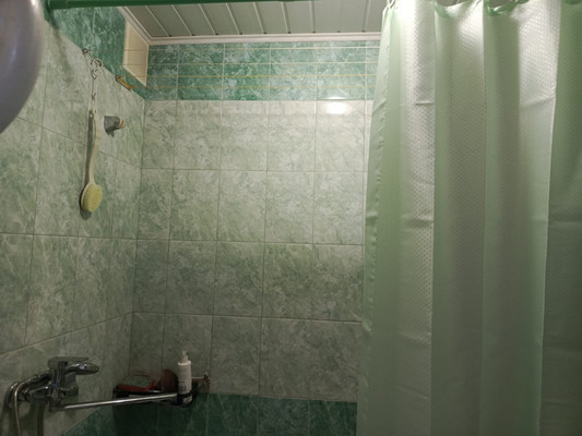 Сдам комнату в 2-комн. квартире, Авиатриссы Зверевой ул, 11, Гатчина г