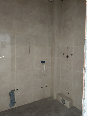 Продам трехкомнатную (3-комн.) квартиру, Ореховая ул, 23а, Ялта г