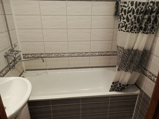 Сдам двухкомнатную (2-комн.) квартиру, Слепнева ул, 8, Гатчина г