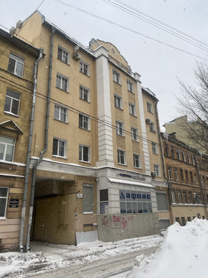 Сдам трехкомнатную (3-комн.) квартиру, Черняховского ул, 30а, Санкт-Петербург г