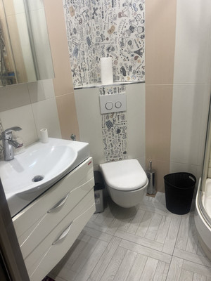 Сдам трехкомнатную (3-комн.) квартиру, Черняховского ул, 30а, Санкт-Петербург г