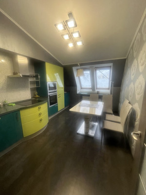 Сдам трехкомнатную (3-комн.) квартиру, Черняховского ул, 30а, Санкт-Петербург г