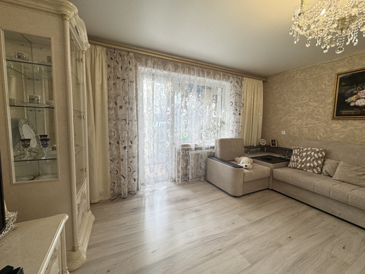 Продам трехкомнатную (3-комн.) квартиру, Калининградское шоссе ул, 18, Шоссейное п