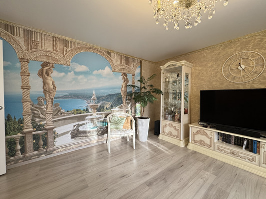 Продам трехкомнатную (3-комн.) квартиру, Калининградское шоссе ул, 18, Шоссейное п