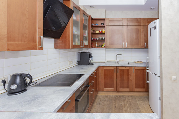 Продам трехкомнатную (3-комн.) квартиру, Береговой проезд, 5ак4, Москва г