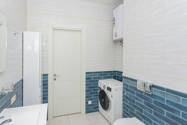 Продам трехкомнатную (3-комн.) квартиру, Береговой проезд, 5ак4, Москва г