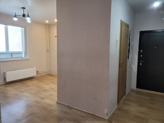 Продам двухкомнатную (2-комн.) квартиру, Самаровская ул, 2, Ханты-Мансийск г