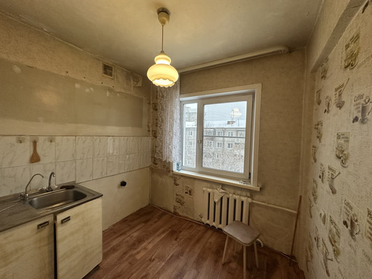 Продам трехкомнатную (3-комн.) квартиру, Волгоградская ул, 82, Иркутск г