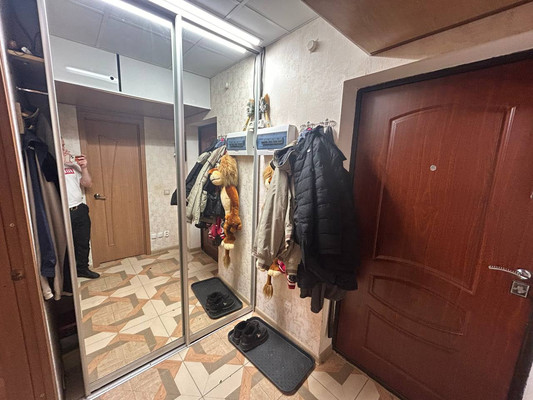 Сдам однокомнатную (1-комн.) квартиру, Западный Обход ул, 42к5, Краснодар г