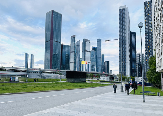 Продам трехкомнатную (3-комн.) квартиру, Шмитовский проезд, 39к4, Москва г