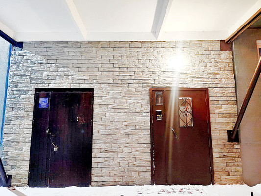 Продам трехкомнатную (3-комн.) квартиру, Художников пр-кт, 15к2, Санкт-Петербург г