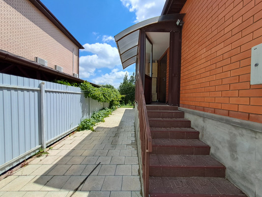 Продам дом, Гаражная ул, 16, Волгодонск г, 0 км от города