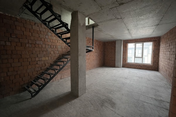 Продам многокомнатную квартиру, Тлостанова ул, 32, Нальчик г