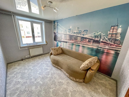 Продам двухкомнатную (2-комн.) квартиру, 1-й Микрорайон ул, 43, Эльбан рп