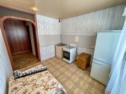 Продам двухкомнатную (2-комн.) квартиру, 1-й Микрорайон ул, 43, Эльбан рп