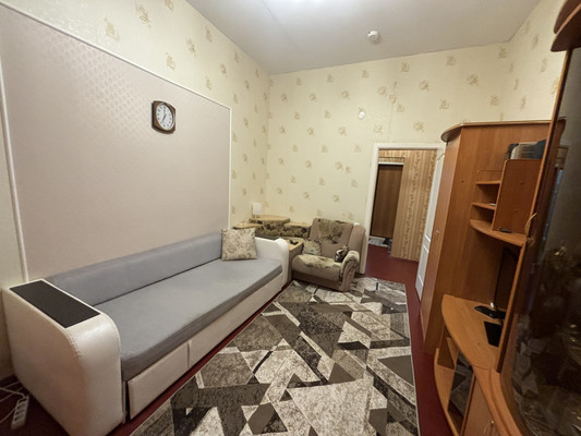 Продам однокомнатную (1-комн.) квартиру, Петрозаводская ул, 27/2, Сыктывкар г