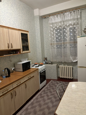 Продам однокомнатную (1-комн.) квартиру, Петрозаводская ул, 27/2, Сыктывкар г