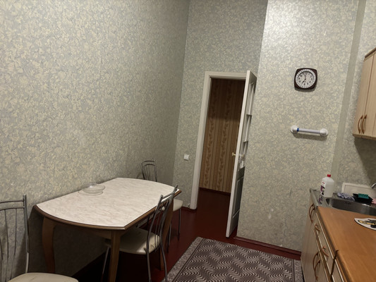 Продам однокомнатную (1-комн.) квартиру, Петрозаводская ул, 27/2, Сыктывкар г