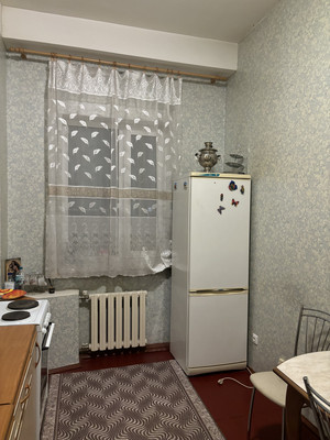 Продам однокомнатную (1-комн.) квартиру, Петрозаводская ул, 27/2, Сыктывкар г