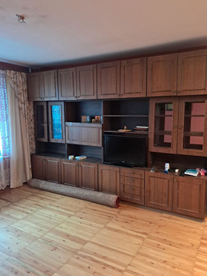 Продам трехкомнатную (3-комн.) квартиру, Кирпичная ул, 6а, Йошкар-Ола г