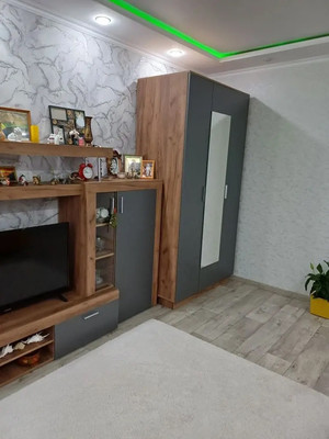 Продам двухкомнатную (2-комн.) квартиру, Гагарина ул, 56а, Волгодонск г