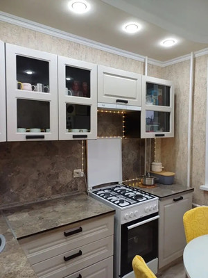 Продам двухкомнатную (2-комн.) квартиру, Гагарина ул, 56а, Волгодонск г