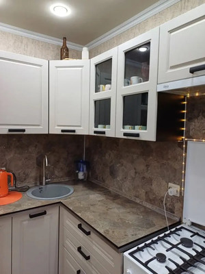 Продам двухкомнатную (2-комн.) квартиру, Гагарина ул, 56а, Волгодонск г