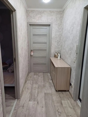 Продам двухкомнатную (2-комн.) квартиру, Гагарина ул, 56а, Волгодонск г