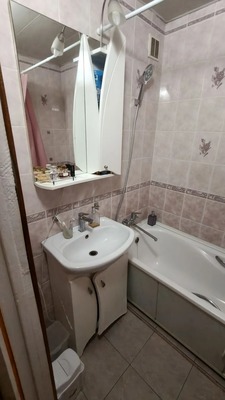 Продам трехкомнатную (3-комн.) квартиру, Краснодарская ул, 78А, Кропоткин г