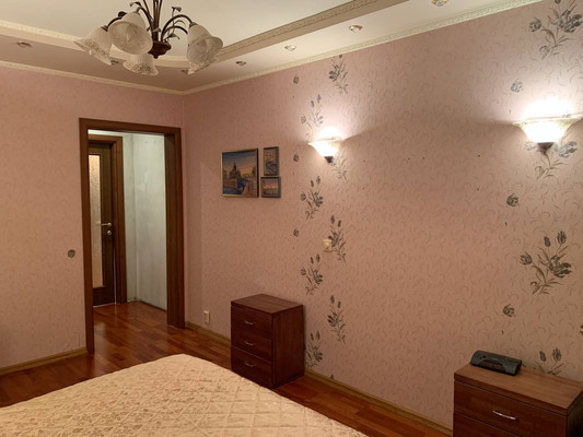 Продам трехкомнатную (3-комн.) квартиру, Сизова пр-кт, 12ак1, Санкт-Петербург г