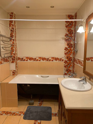 Продам трехкомнатную (3-комн.) квартиру, Сизова пр-кт, 12ак1, Санкт-Петербург г