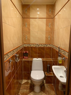 Продам трехкомнатную (3-комн.) квартиру, Сизова пр-кт, 12ак1, Санкт-Петербург г