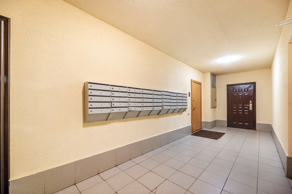 Продам трехкомнатную (3-комн.) квартиру, Сизова пр-кт, 12ак1, Санкт-Петербург г