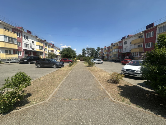 Продам однокомнатную (1-комн.) квартиру, Гагарина ул, 318к2, Кропоткин г