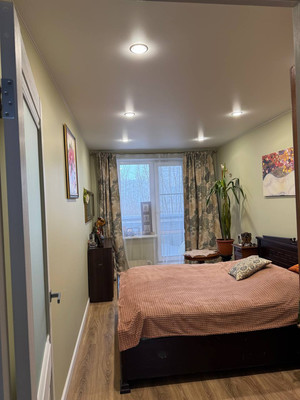 Продам трехкомнатную (3-комн.) квартиру, Солнцевский пр-кт, 9к2, Москва г