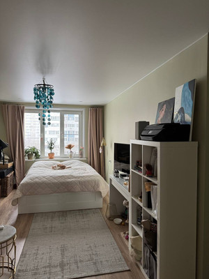 Продам трехкомнатную (3-комн.) квартиру, Солнцевский пр-кт, 9к2, Москва г