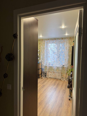 Продам трехкомнатную (3-комн.) квартиру, Солнцевский пр-кт, 9к2, Москва г