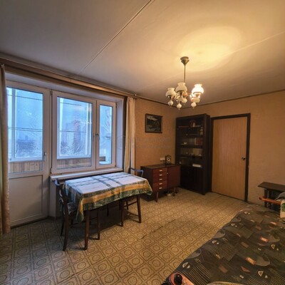 Продам трехкомнатную (3-комн.) квартиру, Смольная ул, 19к2, Москва г