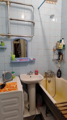 Продам двухкомнатную (2-комн.) квартиру, Угловой пер, 11, Санкт-Петербург г