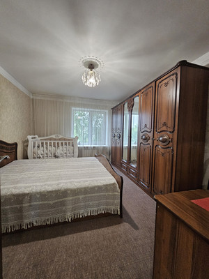 Продам трехкомнатную (3-комн.) квартиру, Самотечная ул, 35, Нальчик г