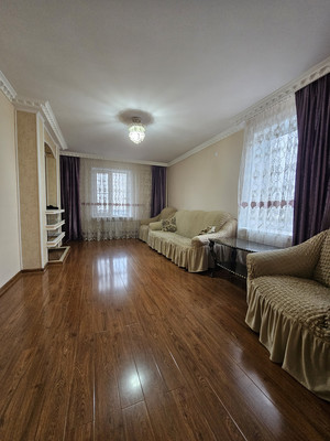 Продам трехкомнатную (3-комн.) квартиру, Самотечная ул, 35, Нальчик г