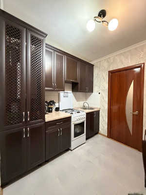 Продам трехкомнатную (3-комн.) квартиру, Самотечная ул, 26, Нальчик г