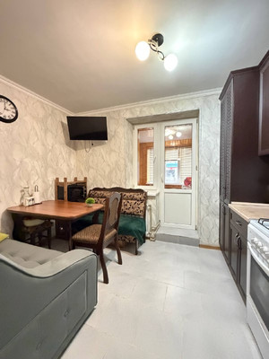 Продам трехкомнатную (3-комн.) квартиру, Самотечная ул, 26, Нальчик г