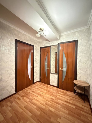 Продам трехкомнатную (3-комн.) квартиру, Самотечная ул, 26, Нальчик г